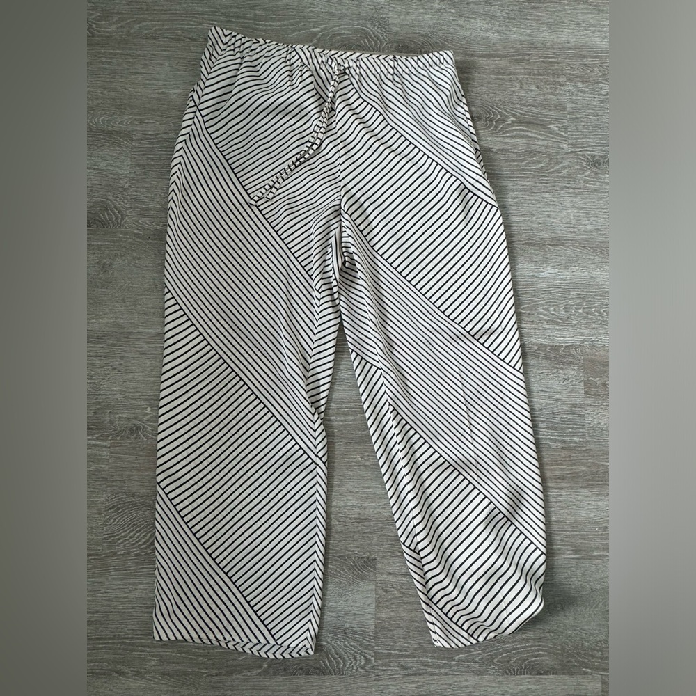 H&M NWOT Geometric Print Pattered Pull on Pants Drawstrings Size L Satin Striped - Picture 6 of 8